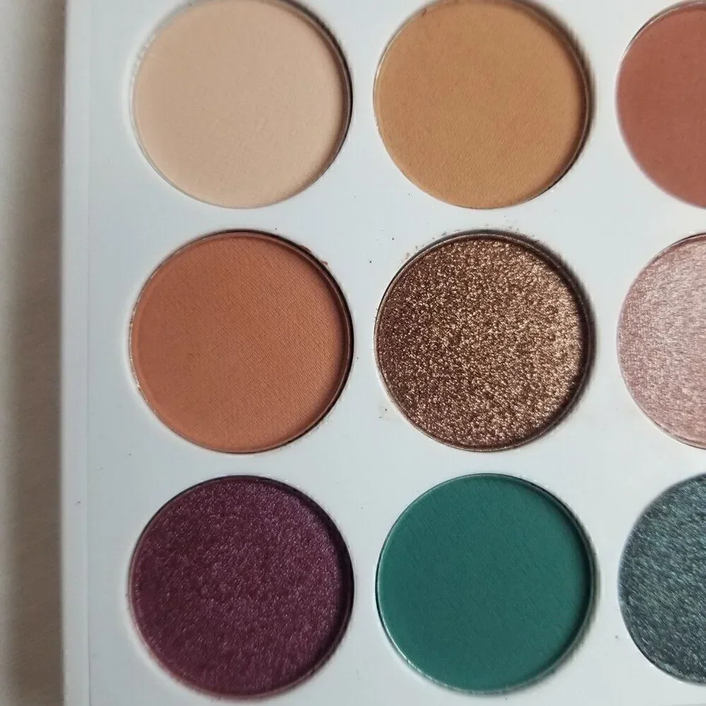 Chica Beauty Mini Fiesta Eyeshadow Palette